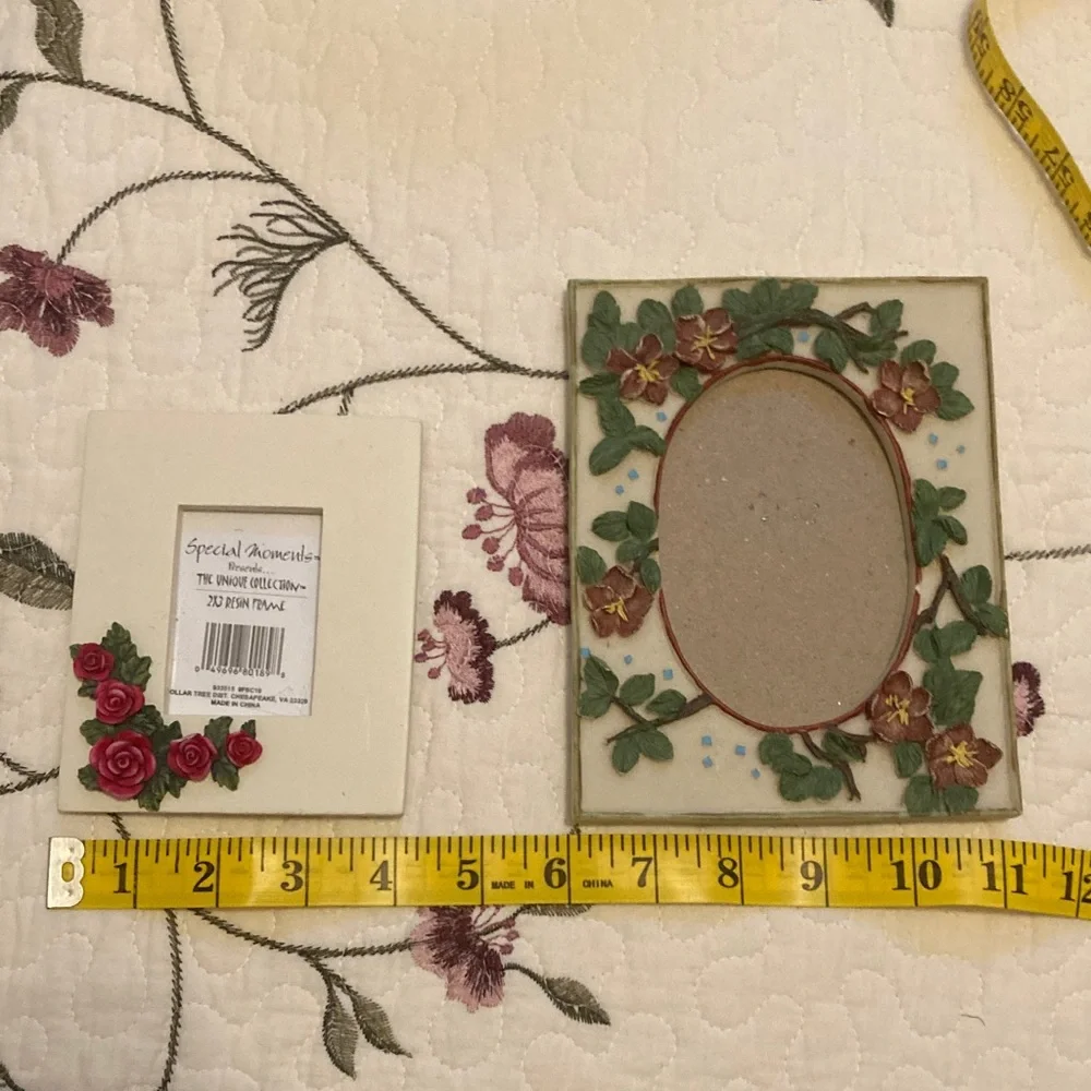 Picture frames Set of 2
